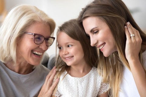 donne che hanno eseguito visita endocrinologica ed ecografia alla tiroide al centro medico buonarroti