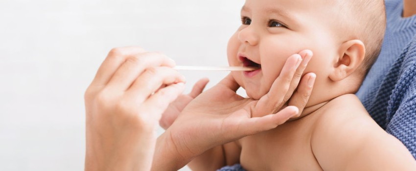 bambino dall'otorino centro medico buonarroti